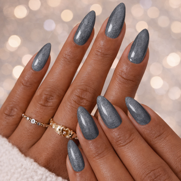 Press-on nails Silver Stardust glitter grey almond on model hands